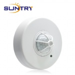 Infrared motion switch with 3 detectors
